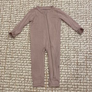 Kyte Baby sleeper in 6-12 months